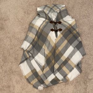 Franchesca’s Sweater Poncho